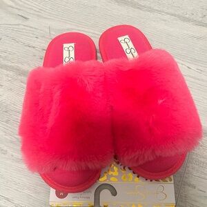 Fuzzy slippers Jessica Simpson